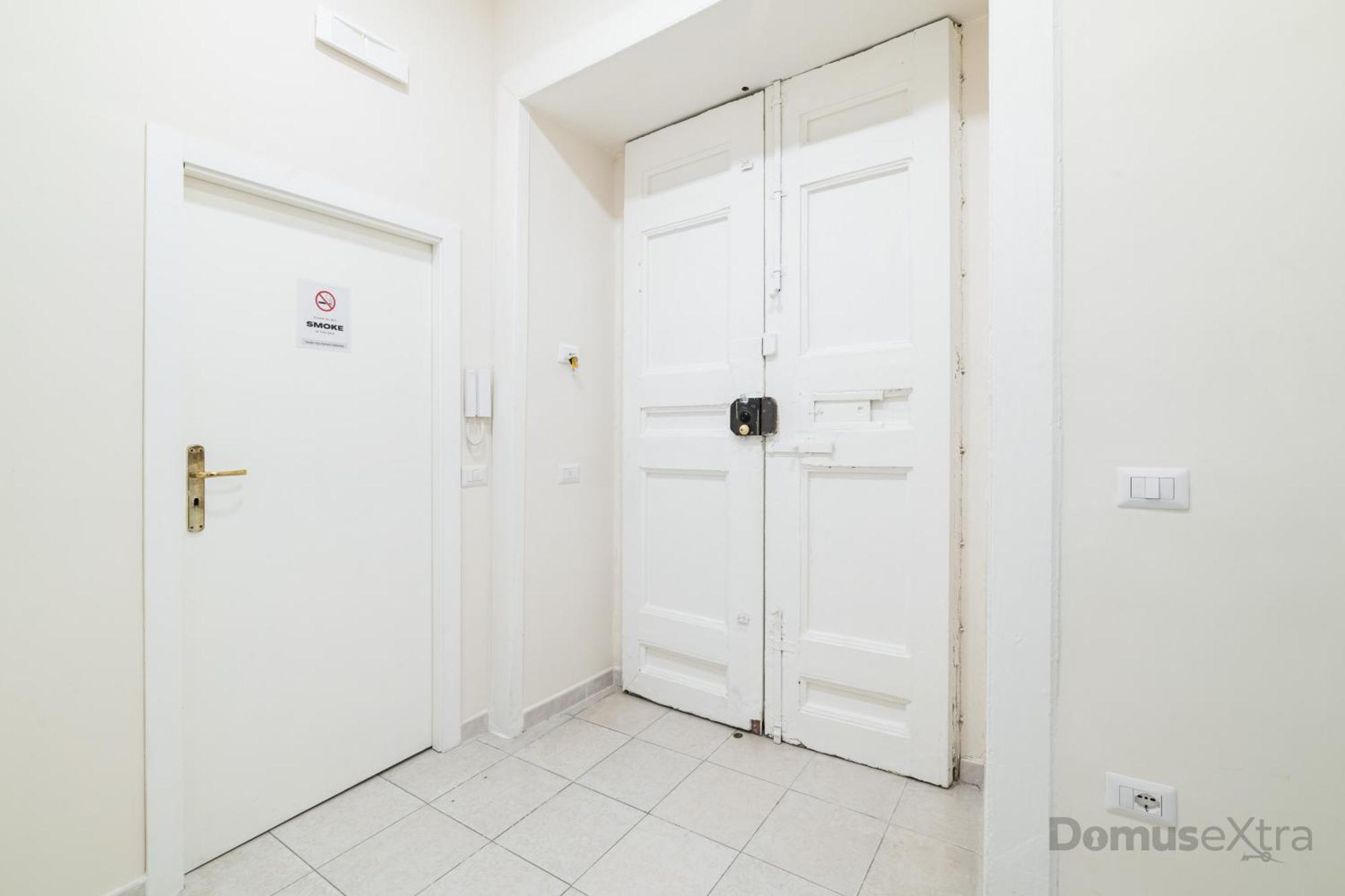31 Saint Paul'S Apartment By Domusextra Naples Exterior photo